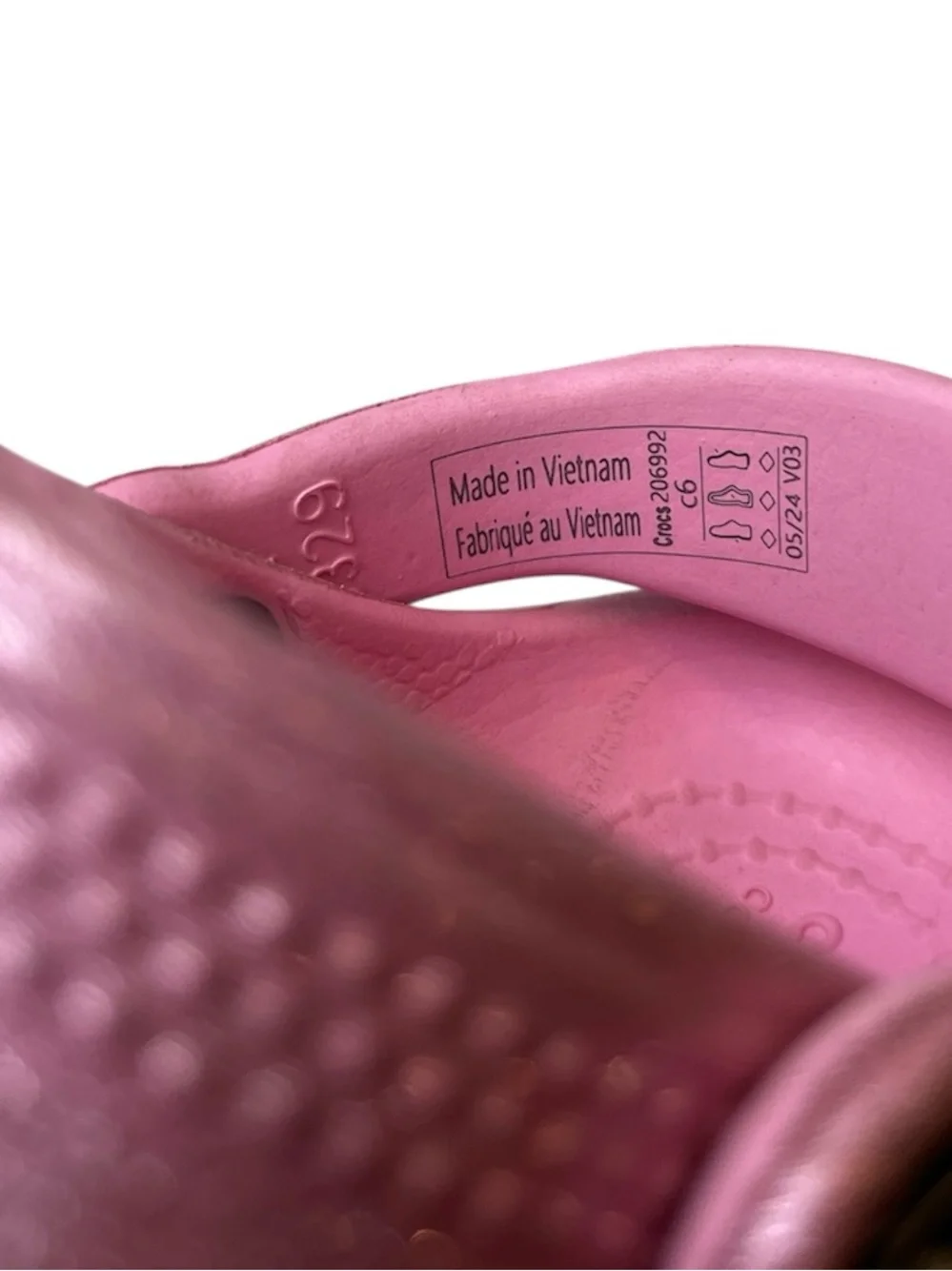 Crocs Kids Classic Pink Glitter Clogs Size C6